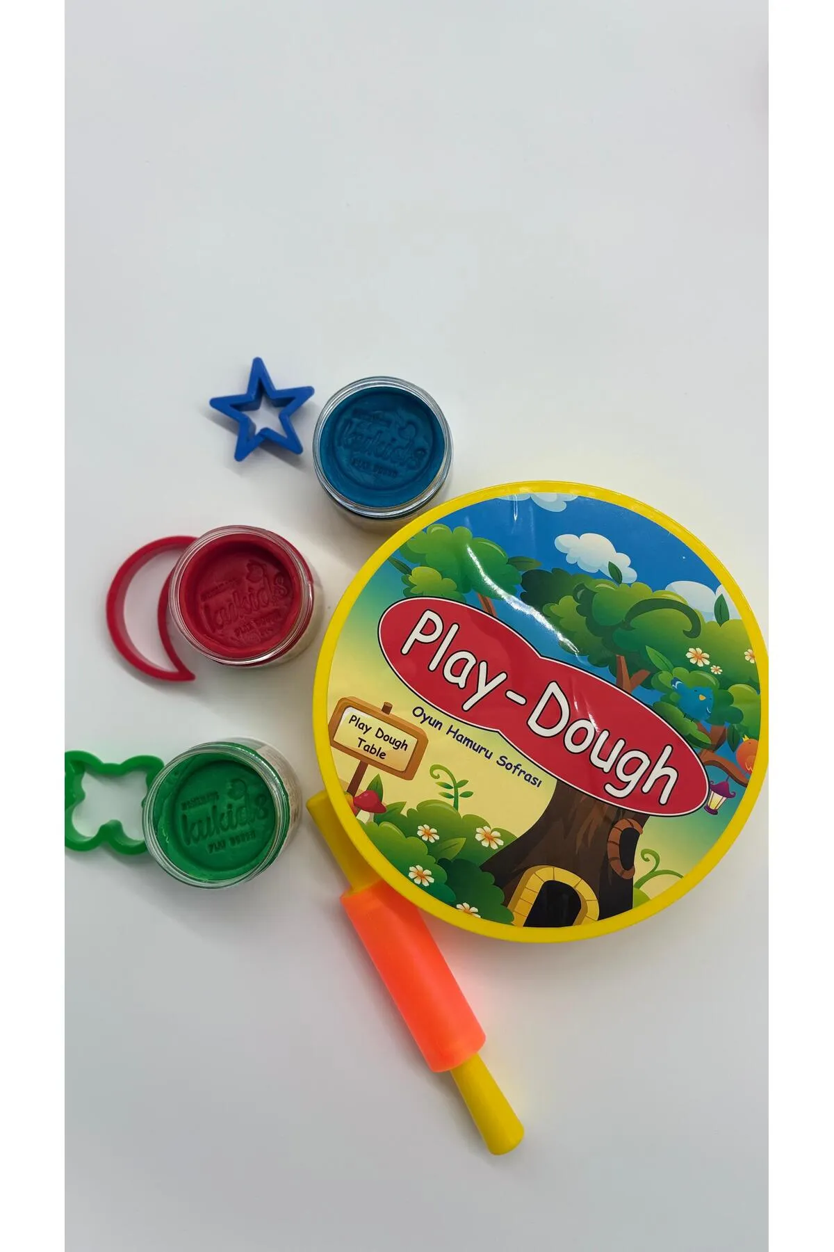 kukids play dough %100 Doğal 3 Renk Oyun Hamuru+20x20 Mini Oyun Sofrası ve Merdane +3 Parça Kalıp Agaç Temalı